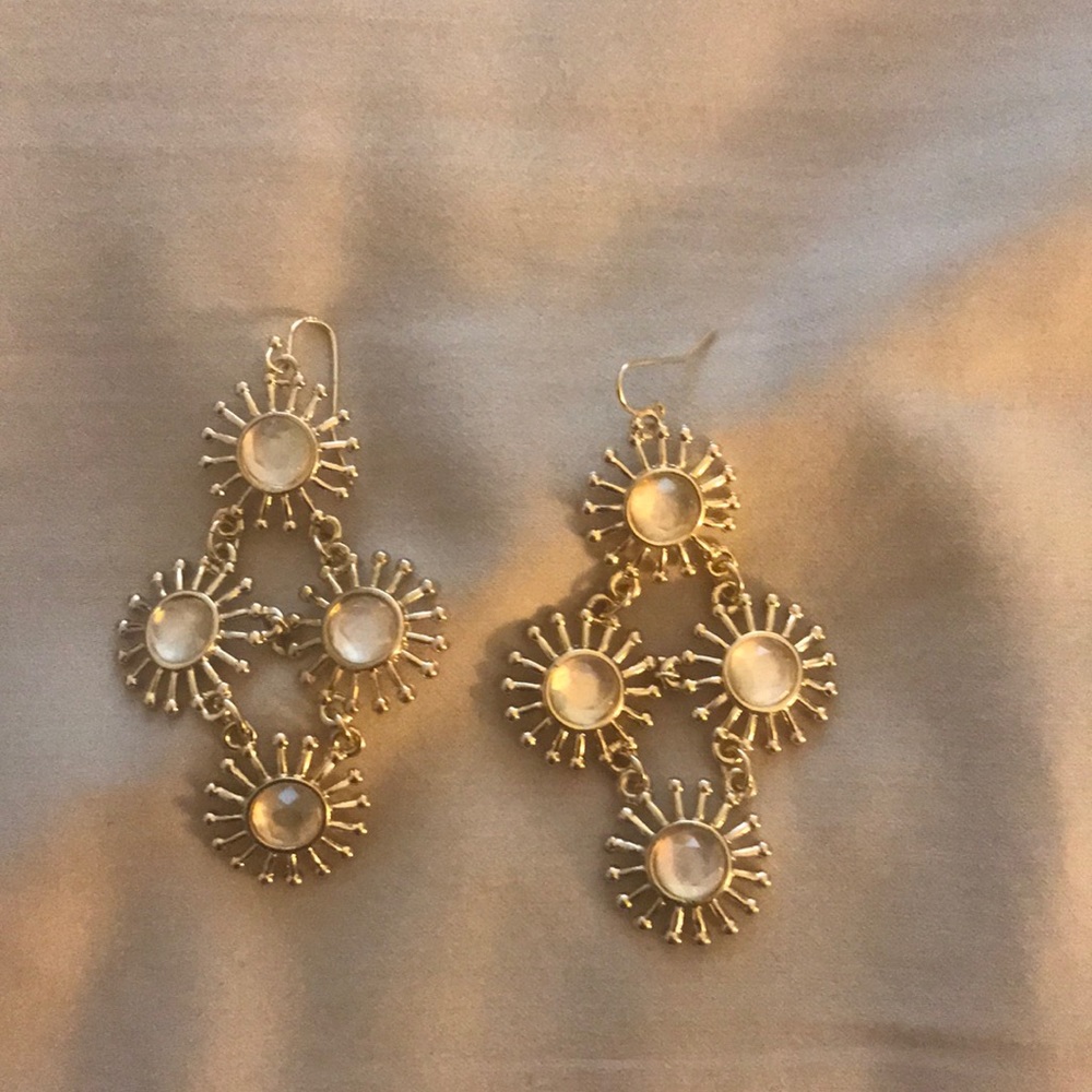 Gold tone chandelier earrings